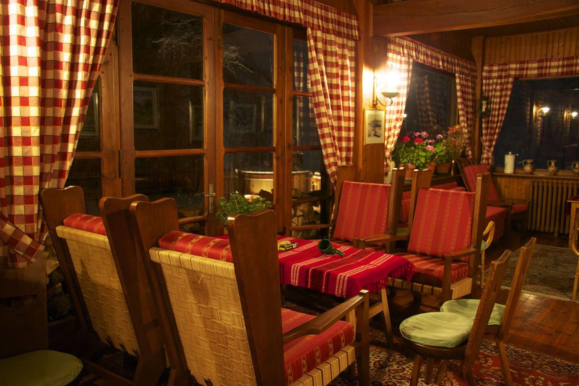 Albergo Villa Anna Maria Чамполук Екстериор снимка