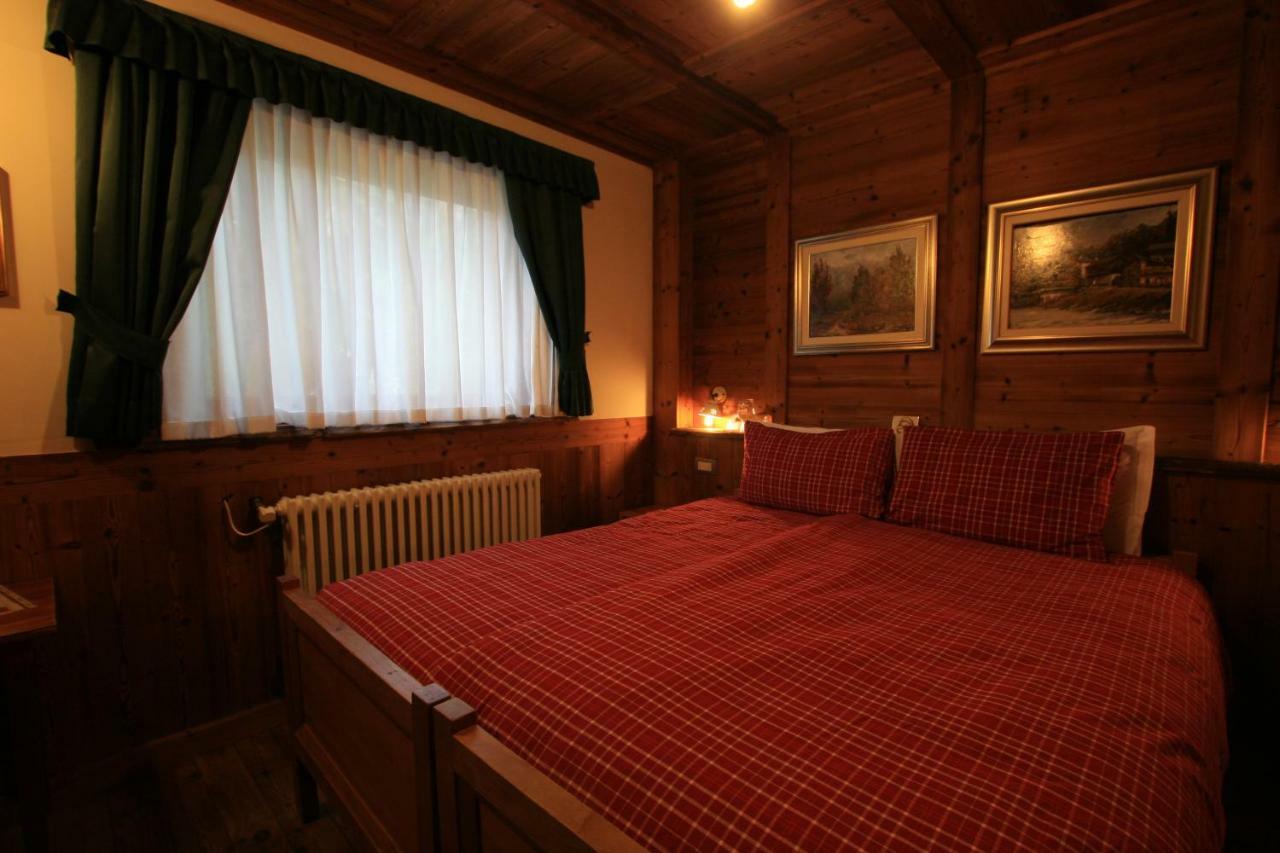 Albergo Villa Anna Maria Чамполук Екстериор снимка
