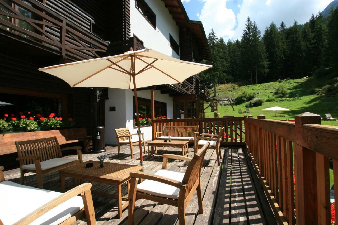 Albergo Villa Anna Maria Чамполук Екстериор снимка