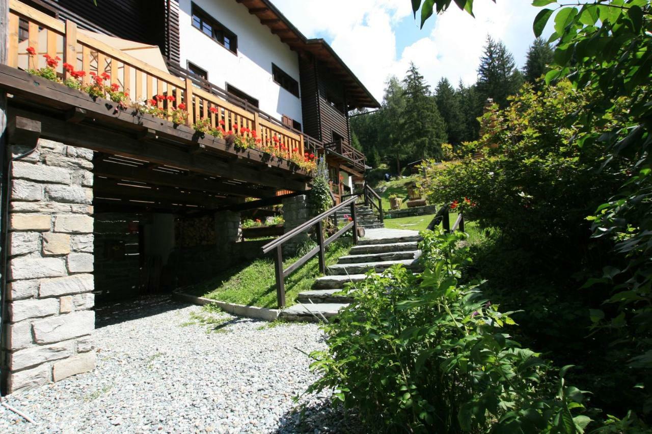Albergo Villa Anna Maria Чамполук Екстериор снимка