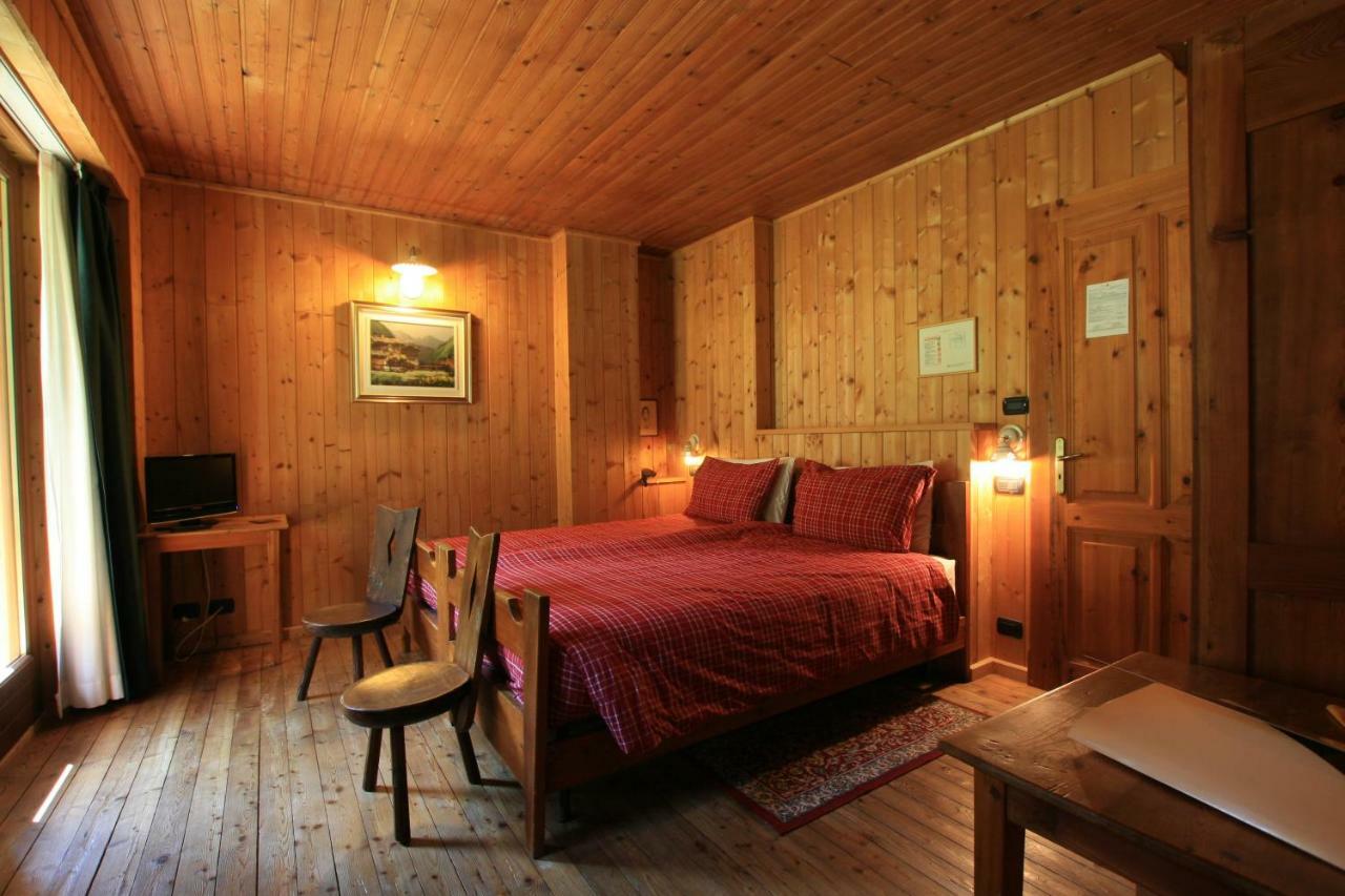 Albergo Villa Anna Maria Чамполук Екстериор снимка